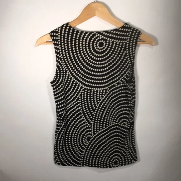 Geometric Print Tank - Picture 3 of 4